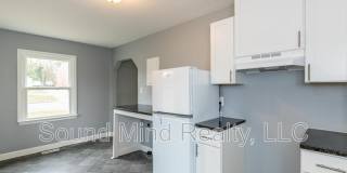 1729 Dallas Street Gallery 14