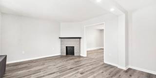 Beautiful 3 bedroom home in Pittsburgh available July 1! Gallery 17