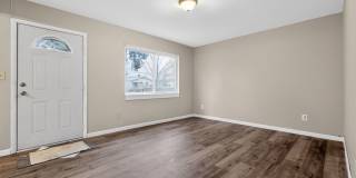 Charming 3BR House in Pontiac Gallery 36