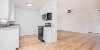 7253–7257 Variel Ave. Gallery 1