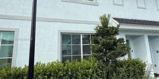 585 NW 11th Ave Gallery 29