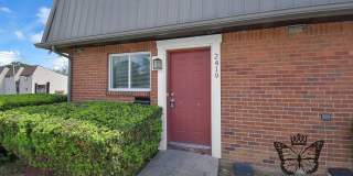 2 Bedroom Townhouse Apartment Gallery 39