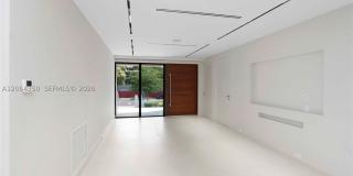 330 SW 19th Rd Gallery 18