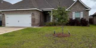 3/2 fully fenced home in Lafayette Landing Gallery 1