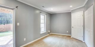 25242 DUNVEGAN Square Gallery 30