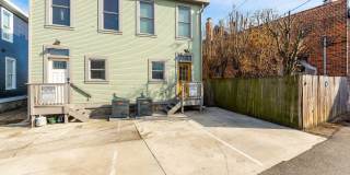 1151 Summit Street Gallery 21