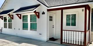 $1,595 Clovis Cottage,  1 Bed / 1 bath - 5th & Sunnyside Ave. / Solar Included! Gallery 3