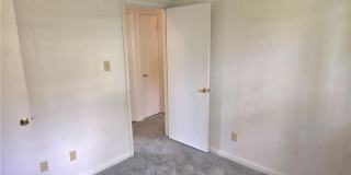 424 Kingswood Place Gallery 21