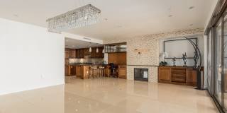 7175 E Camelback Road Gallery 10