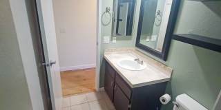 View of Renton Valley 2b/1.5ba Condo ***COMING SOON*** Gallery 20