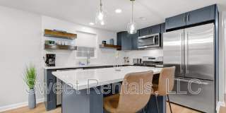 4731 Spruce Street Gallery 1