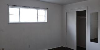 1282 W 17 ST Gallery 8
