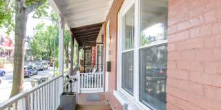 Classic 3 Bedroom Rowhome in Columbia Heights Gallery 64