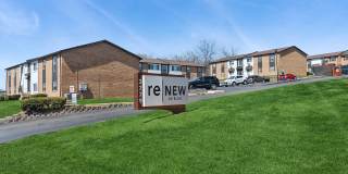 ReNew on Blues Apartments & Townhomes Gallery 33