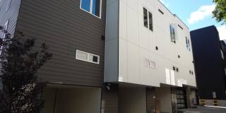 3 bd 2 bath Lower Queen Anne townhouse, close to SPU Gallery 1