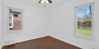 $1300 3 bedroom bungalow Gallery 18