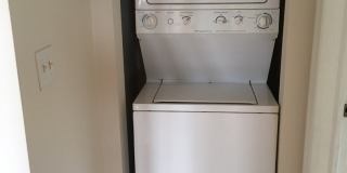 2-Bedroom, Top-Floor Condo in North Rogers Park Gallery 3