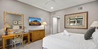 2802 E CAMINO ACEQUIA Drive Gallery 21