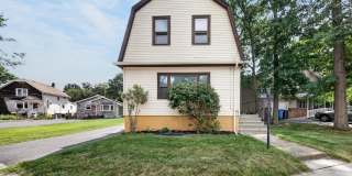 1871 W 4th Street W Gallery 1
