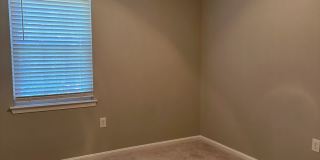Beautiful Colonial Home Gallery 11