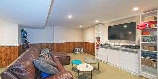 645 ARLINGTON Street Gallery 33