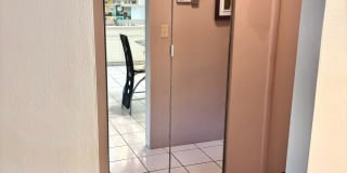 2031 Dewey St Gallery 4