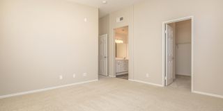Laurel Canyon Apartment Homes Gallery 34