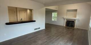 4 Bedroom 3.5 Bathroom Duplex Gallery 6