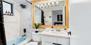 1061 NW North River Dr Gallery 29