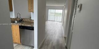 8600 N Sherman Cir 8600 N Sherman Cir Gallery 1