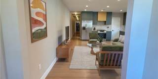 2953 S Bronson Gallery 1