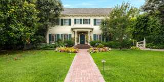809 North Bedford Drive Gallery 1