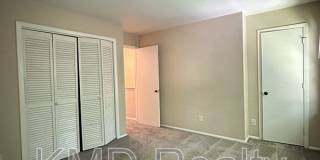 4101 Ivystone Court Gallery 10