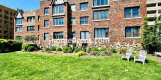 Luxury Condo Living Near the Country Club Plaza! Gallery 1