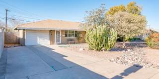 Fully Furnished 3/2 SFH in Central Phoenix Gallery 1