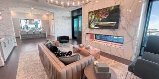 Pearl Rosemont Gallery 64