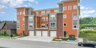 617 Manhattan Boulevard unit: 302 Gallery 1