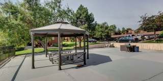 Lovely 1 Bedroom, 1 Bathroom Lakewood Condo! Community POOL!!! Gallery 18