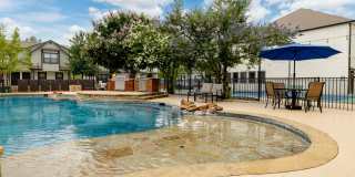 Heron on Hausman Gallery 4