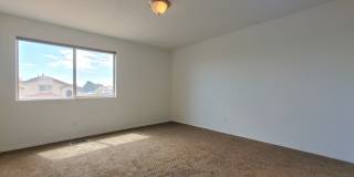 Charming 3 Bed 2.5 Bath Home in Rio Rancho! Gallery 17