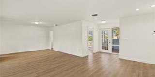 5738 SW 1st Court Gallery 5