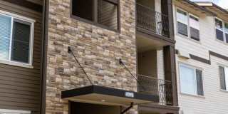 2 Bedroom 1 Bath 957 sq ft Gallery 203