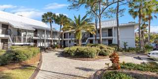 Furnished Resort 2/2 Condo, on Golf Course, Lake Views Gallery 3