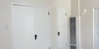 Beautiful spacious and bright apartment in the Pasadena Area Gallery 17
