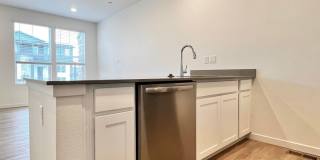 NEWER BUILD! 2 Bed 2 Bath Townhome in Timnath! Gallery 7