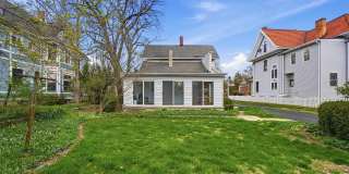 Beautiful home on West Wooster in Bowling Green Gallery 14