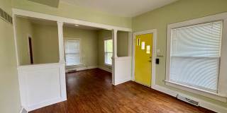 3-bedroom home with Washer & Dryer Included Gallery 1