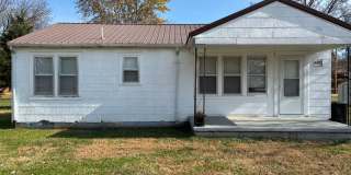 2 BR 1 BA, Close to Downtown Decherd, City Park, Restaruants. Gallery 1