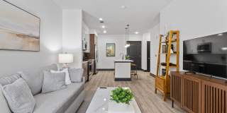 Axis Midtown Gallery 15