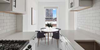 The Onyx on Carmen Gallery 44